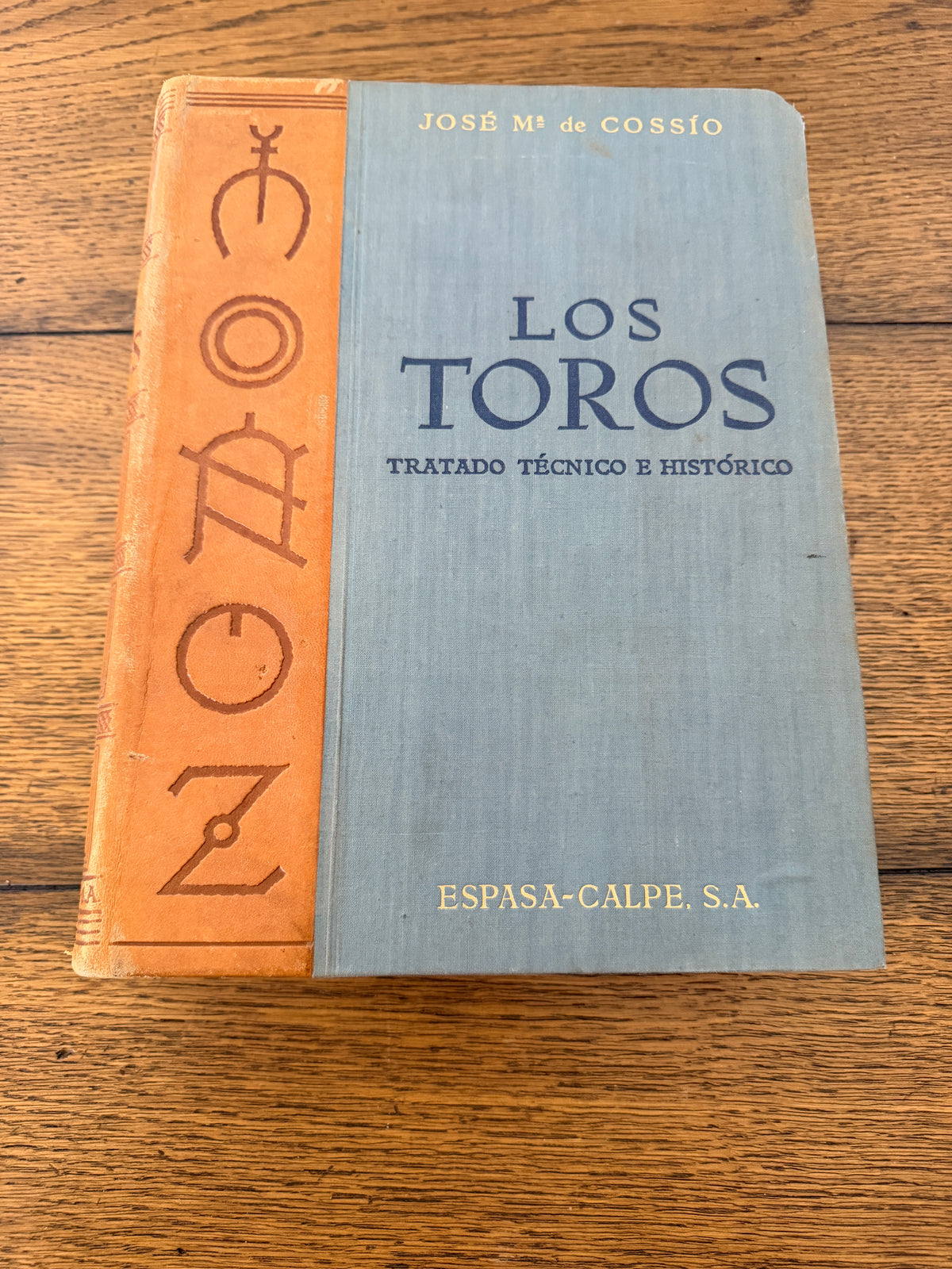 Los Toros - Tratado Técnico e Histórico by Jose Maria De Cassio