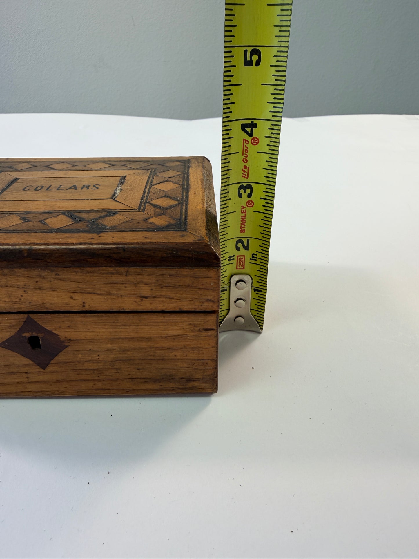 Victorian Collar Box