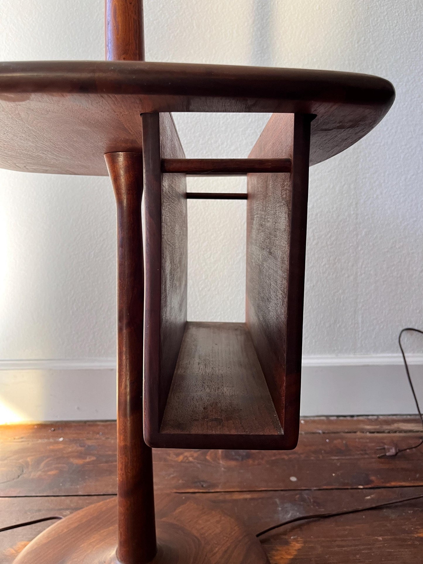 Wooden Laurel Lamp Table