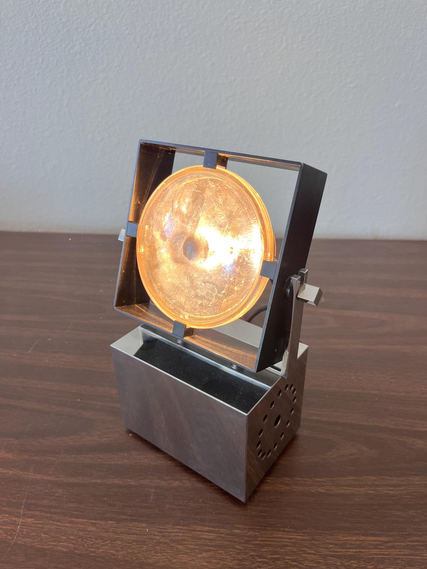 Arredoluce Lamp in Working Condition