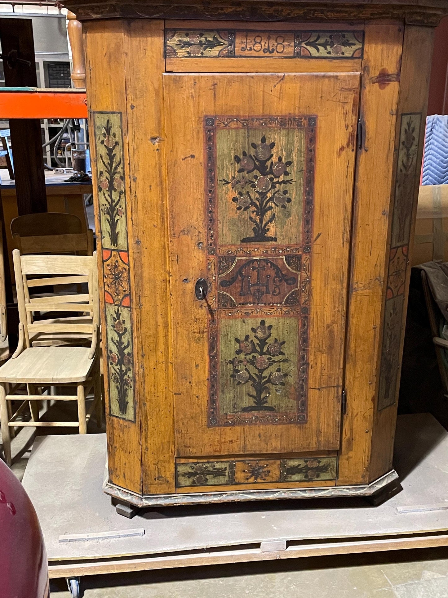1818 Corner Cabinet